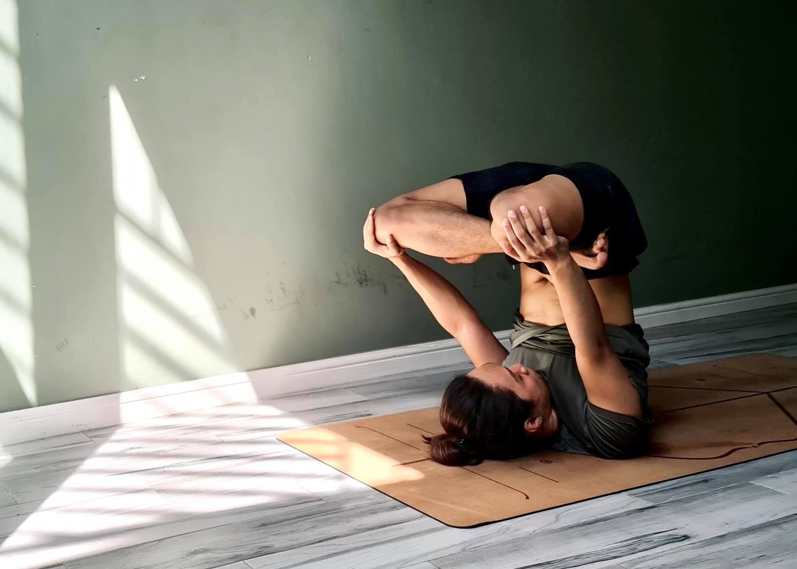 Balance Yoga Villa - Ashtanga Yoga - Yoga Tám Nhánh