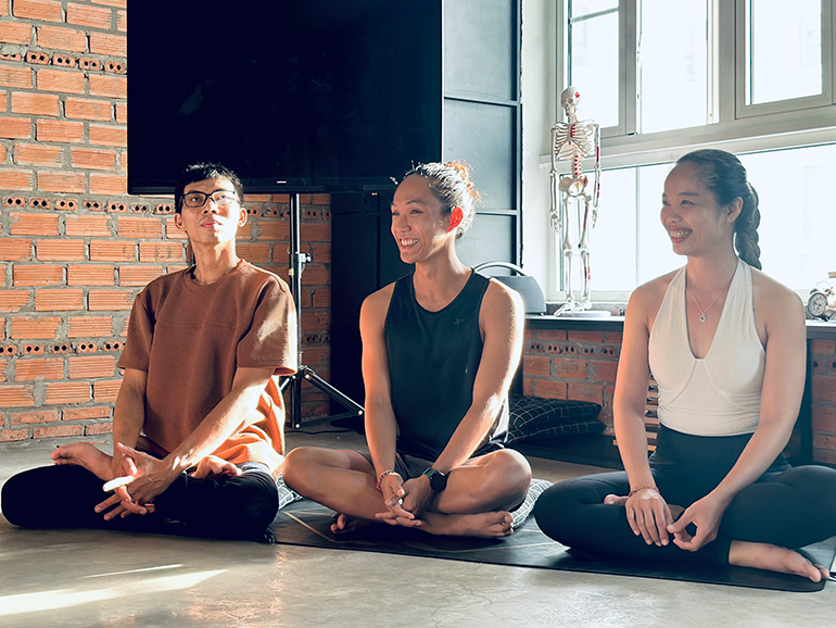 Balance Yoga Villa - Sinh hoạt Câu lạc bộ - dòng nước tĩnh lặng
