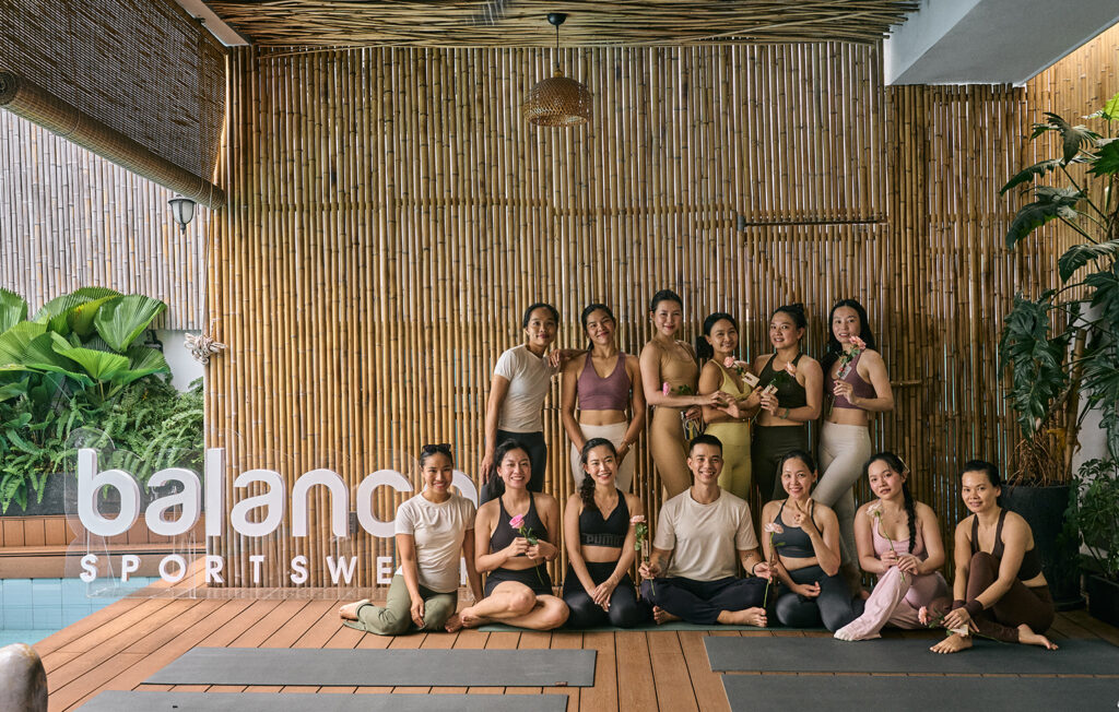 Balance-yoga-villa-Workshop-Handstand-Challenges & Matcha-Loi-thi-tham-giua-mua-chuyen-giao@2x@2x@2x@2x