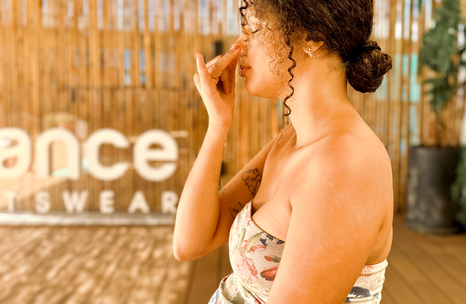 Balance-yoga-villa-Xuan-du-phuong-thao-dia-khi-hoi-tho-no-hoa-tren-canh-dong-tam-tri@2x