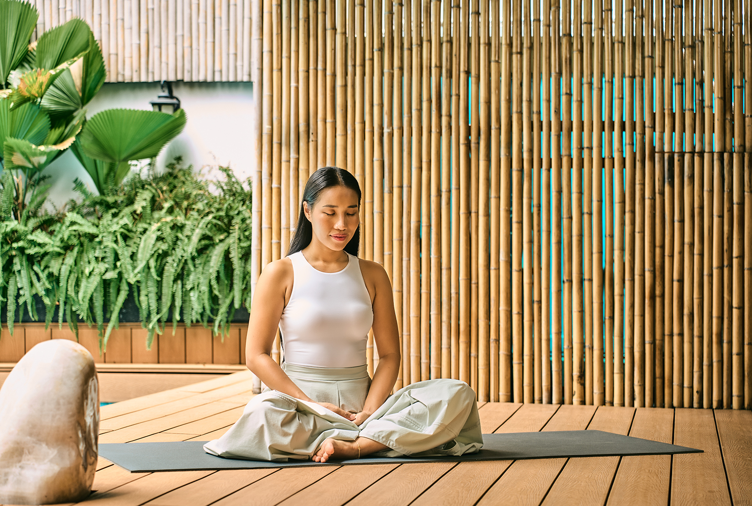 Balance-yoga-villa-an-trong-yoga-di-san-ngan-nam-duoc-cat-giu-trong-doi-ban-tay